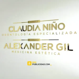 Letras en Acrilico Dorado Odontologia